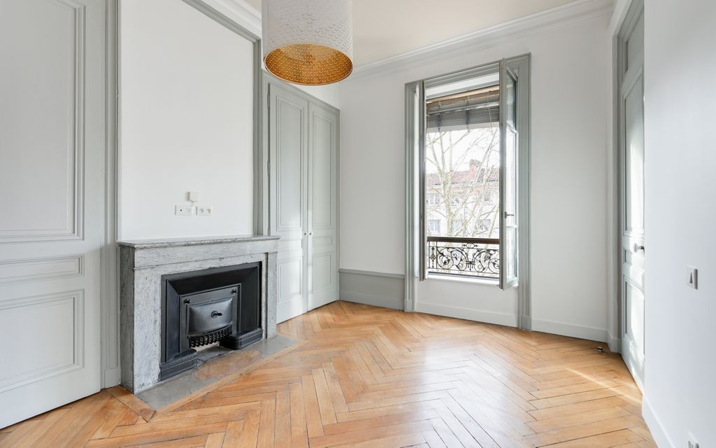 Achat appartement à vendre 2 pièces 49 m² - Lyon 6ème arrondissement