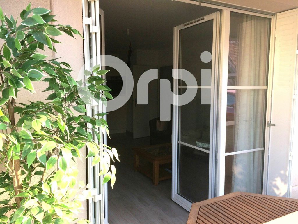 Achat appartement à vendre 2 pièces 43 m² - La Chapelle-en-Serval