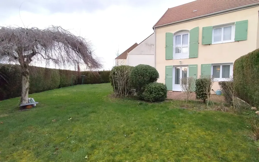 Achat maison à vendre 4 chambres 105 m² - Marly-la-Ville