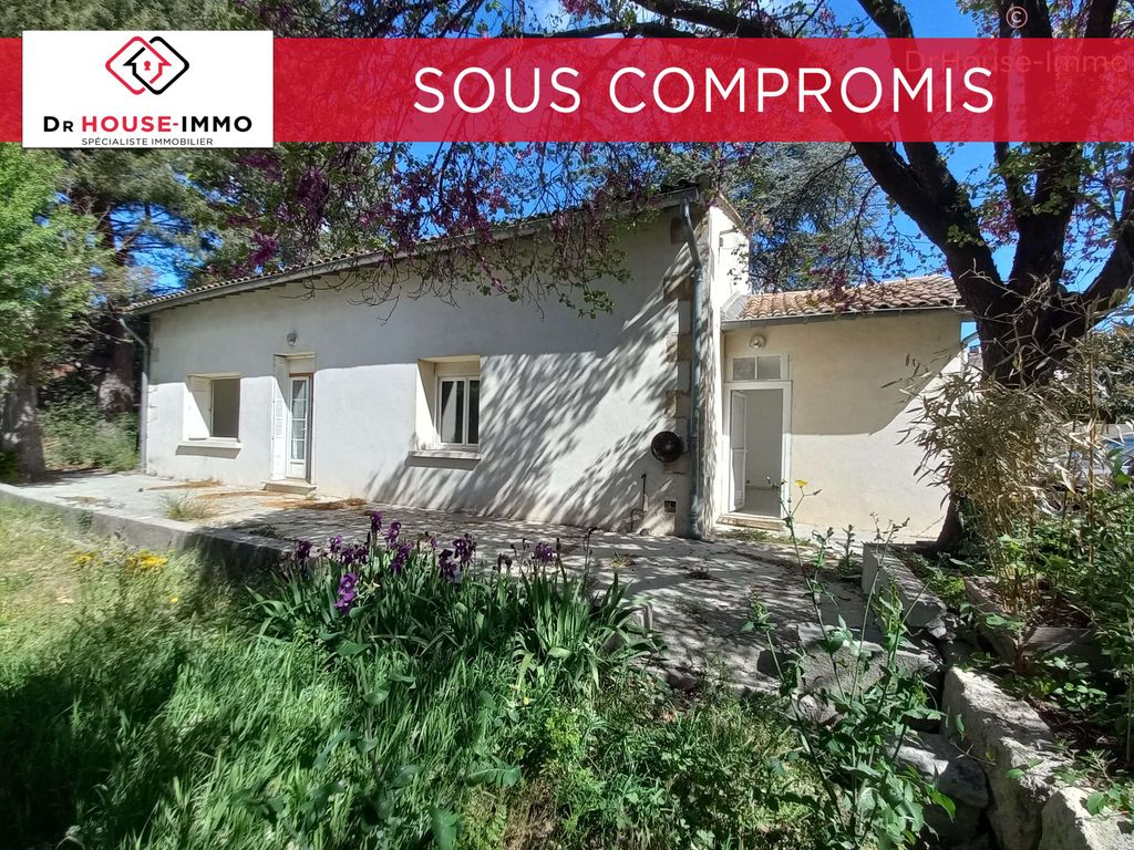 Achat maison à vendre 3 chambres 86 m² - Nîmes