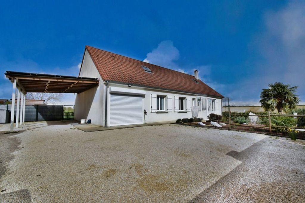 Achat maison à vendre 5 chambres 154 m² - Saint-Maur-sur-le-Loir