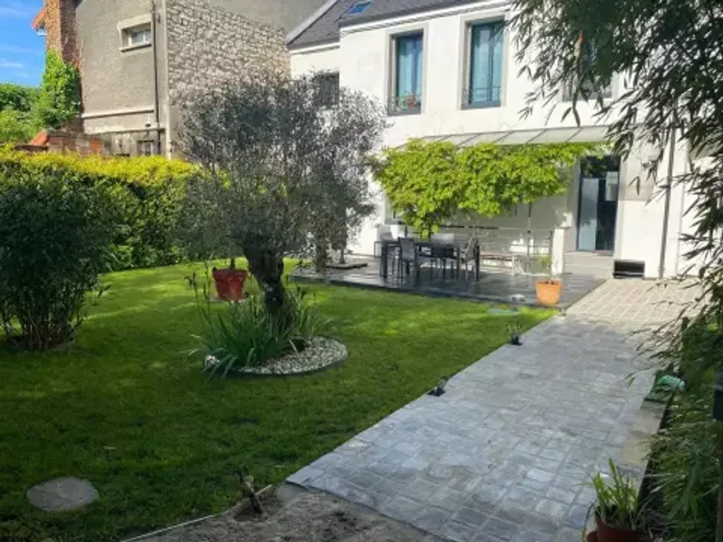 Achat appartement à vendre 4 pièces 94 m² - Saint-Maur-des-Fossés