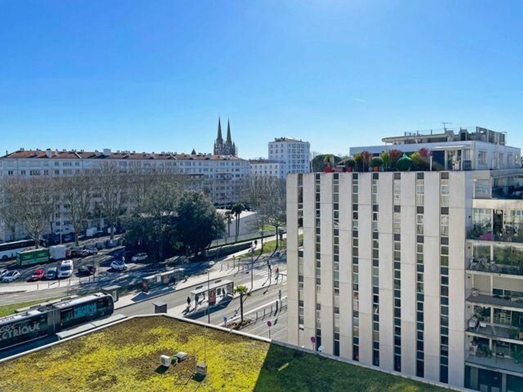 Achat appartement à vendre 4 pièces 84 m² - Bayonne