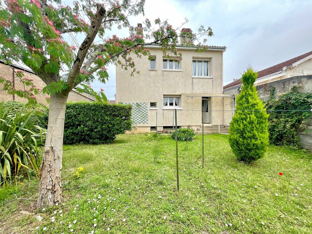 Achat maison 3 chambre(s) - Saintes