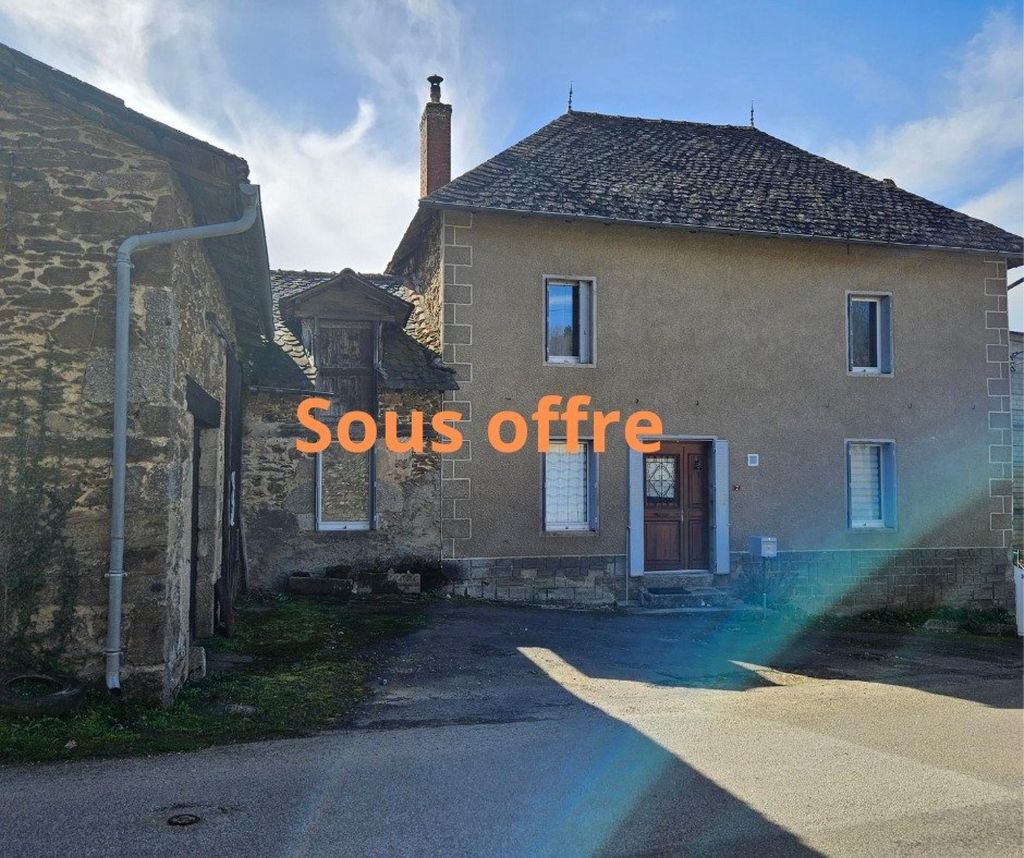 Achat maison à vendre 3 chambres 125 m² - Leynhac