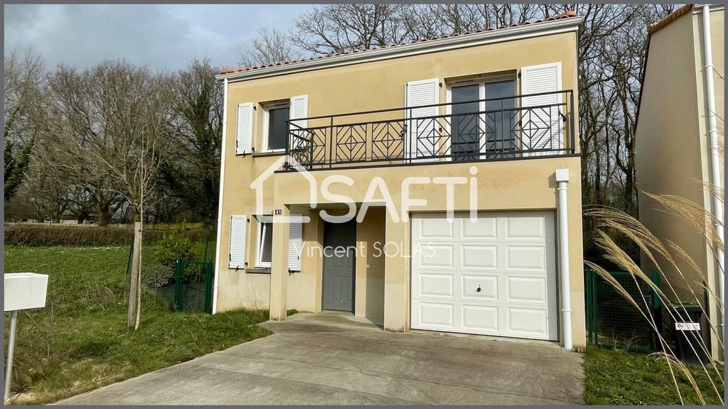 Achat maison à vendre 4 chambres 97 m² - La Roche-sur-Yon