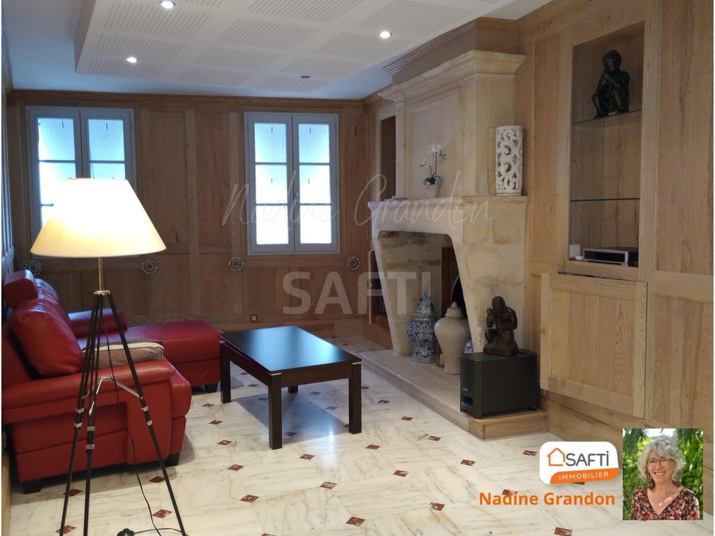 Achat maison à vendre 4 chambres 225 m² - Barbezieux-Saint-Hilaire