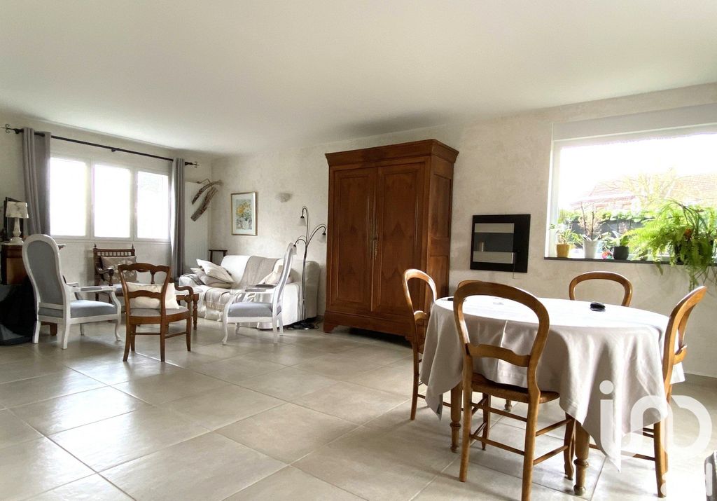 Achat maison à vendre 4 chambres 111 m² - Lys-lez-Lannoy