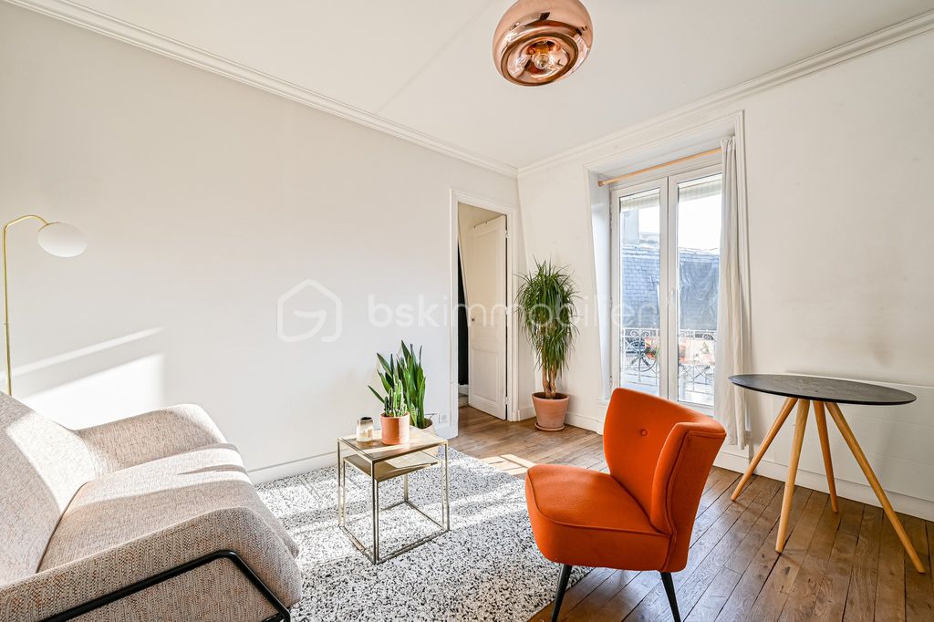 Achat appartement à vendre 2 pièces 34 m² - Paris 18ème arrondissement