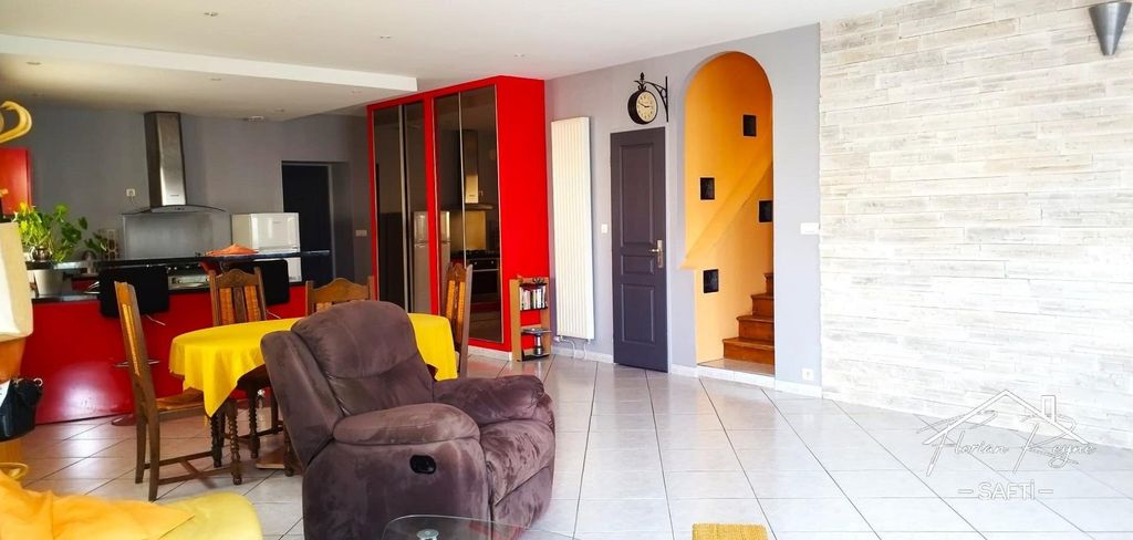 Achat maison à vendre 3 chambres 124 m² - Sainte-Hélène