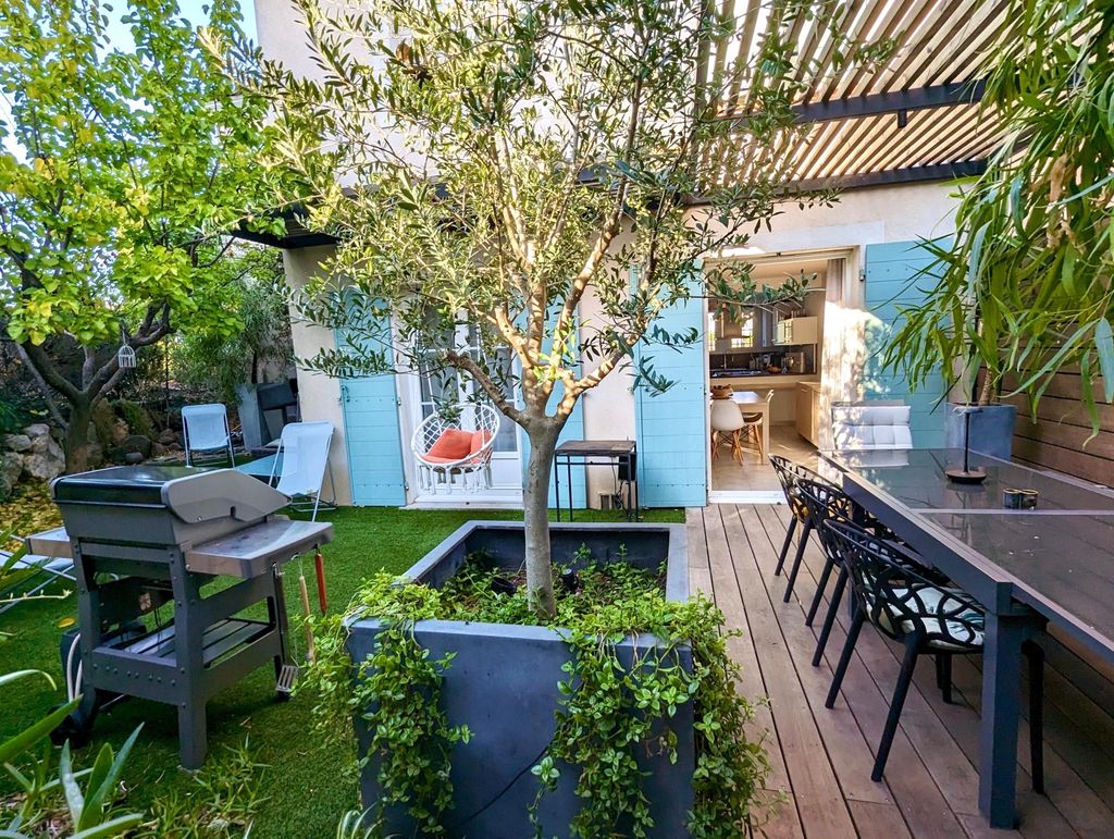 Achat maison à vendre 4 chambres 95 m² - Roquebrune-sur-Argens