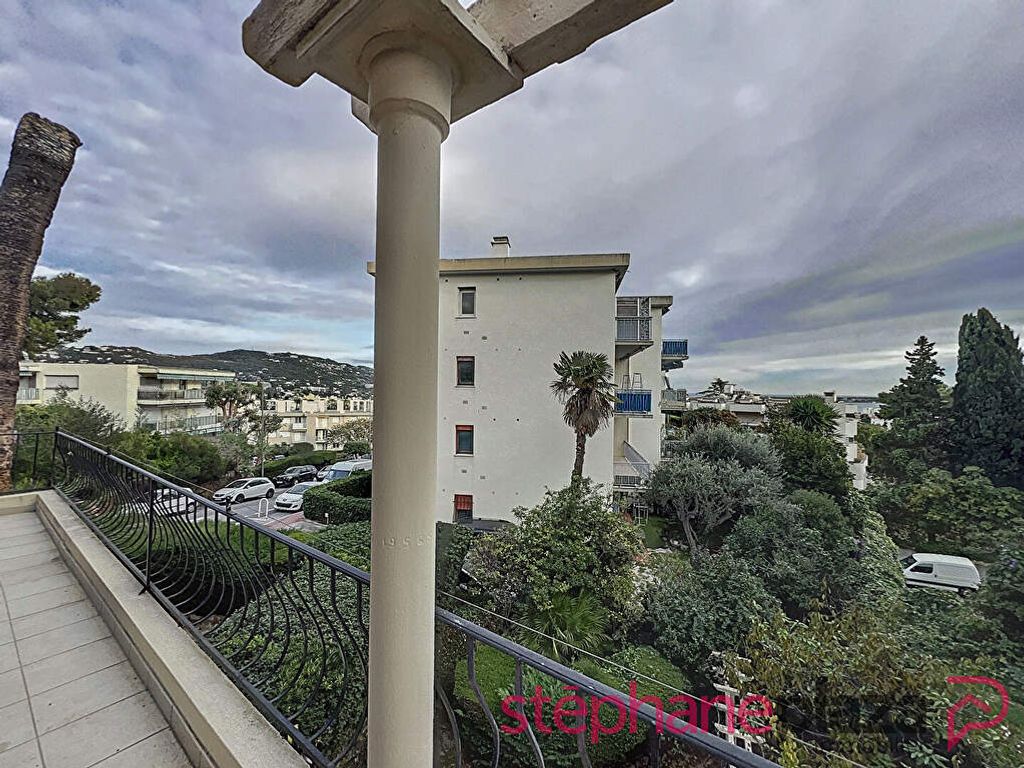 Achat maison à vendre 3 chambres 117 m² - Cannes
