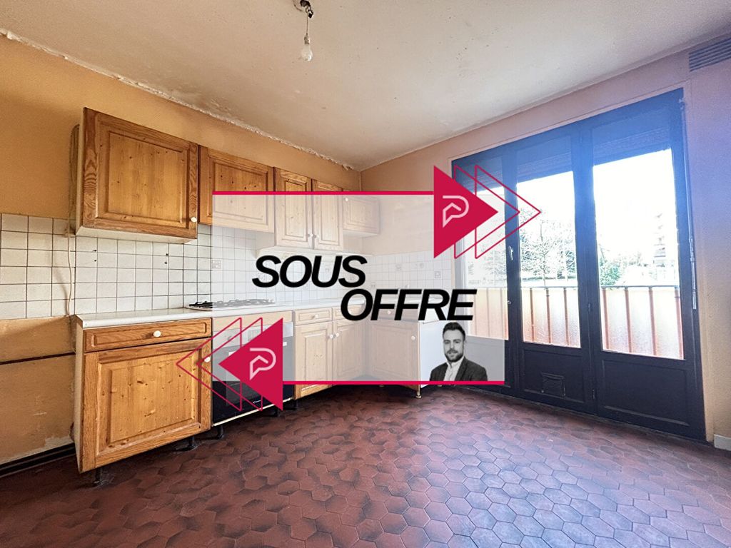 Achat appartement à vendre 4 pièces 74 m² - Décines-Charpieu