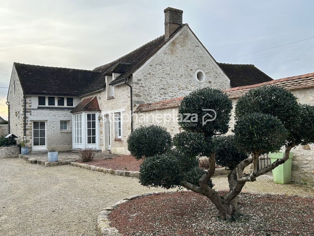 Achat maison à vendre 4 chambres 156 m² - Mons-en-Montois