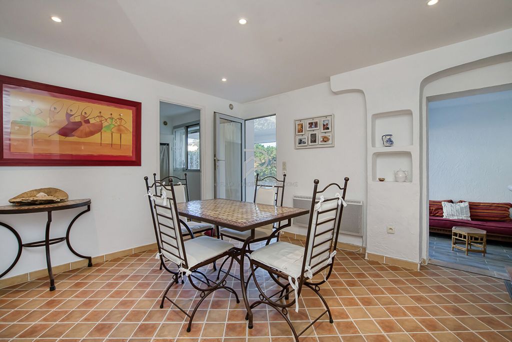 Achat appartement à vendre 3 pièces 61 m² - Sainte-Maxime