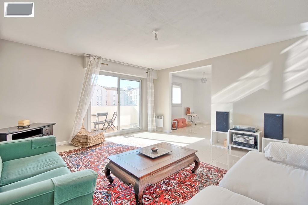 Achat appartement à vendre 4 pièces 81 m² - Toulon