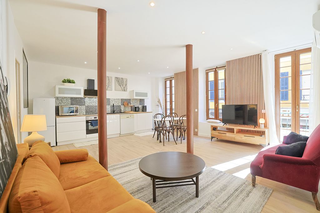 Achat appartement à vendre 3 pièces 69 m² - Hyères
