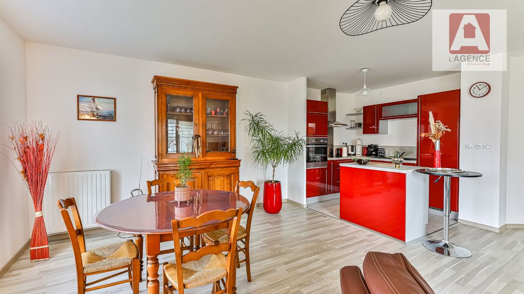 Achat appartement à vendre 3 pièces 66 m² - Saint-Gilles-Croix-de-Vie