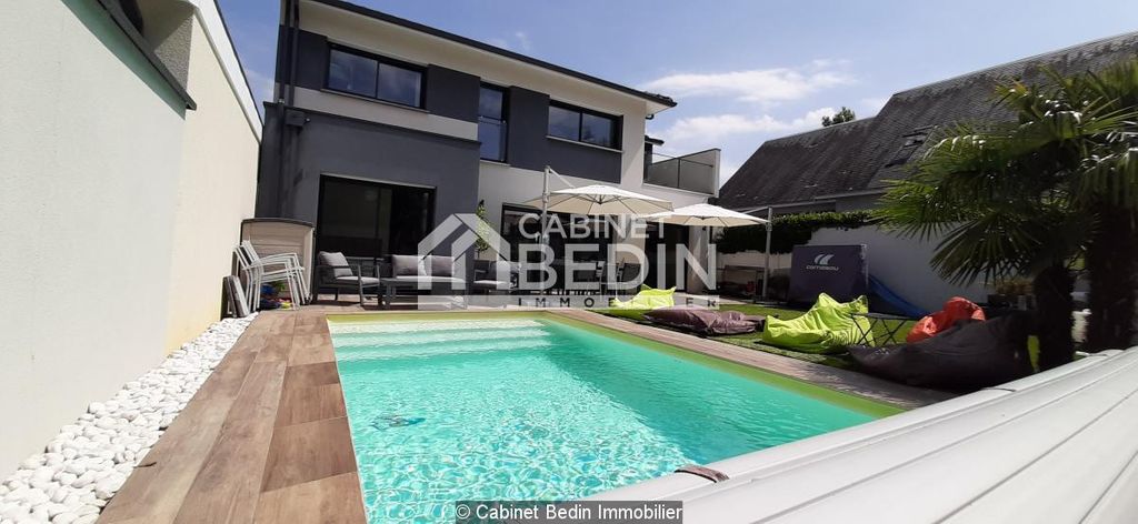 Achat maison à vendre 5 chambres 168 m² - Mérignac