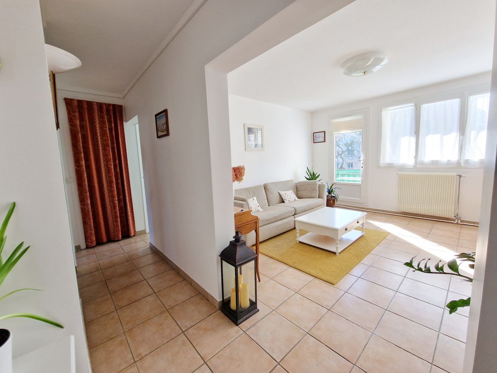 Achat appartement à vendre 3 pièces 56 m² - Le Plessis-Trévise