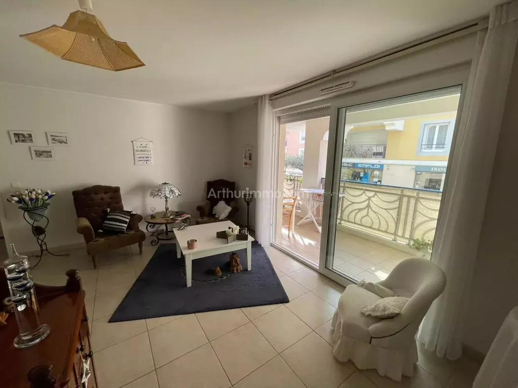 Achat appartement à vendre 2 pièces 46 m² - Sainte-Maxime