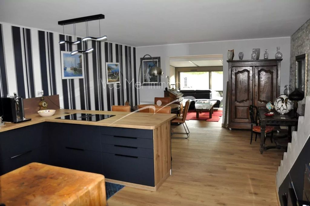 Achat appartement à vendre 3 pièces 86 m² - Le Lavandou