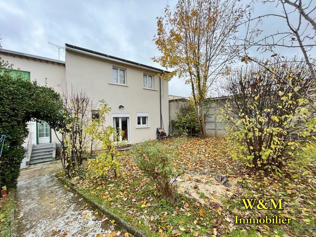Achat maison à vendre 5 chambres 130 m² - Corbeil-Essonnes
