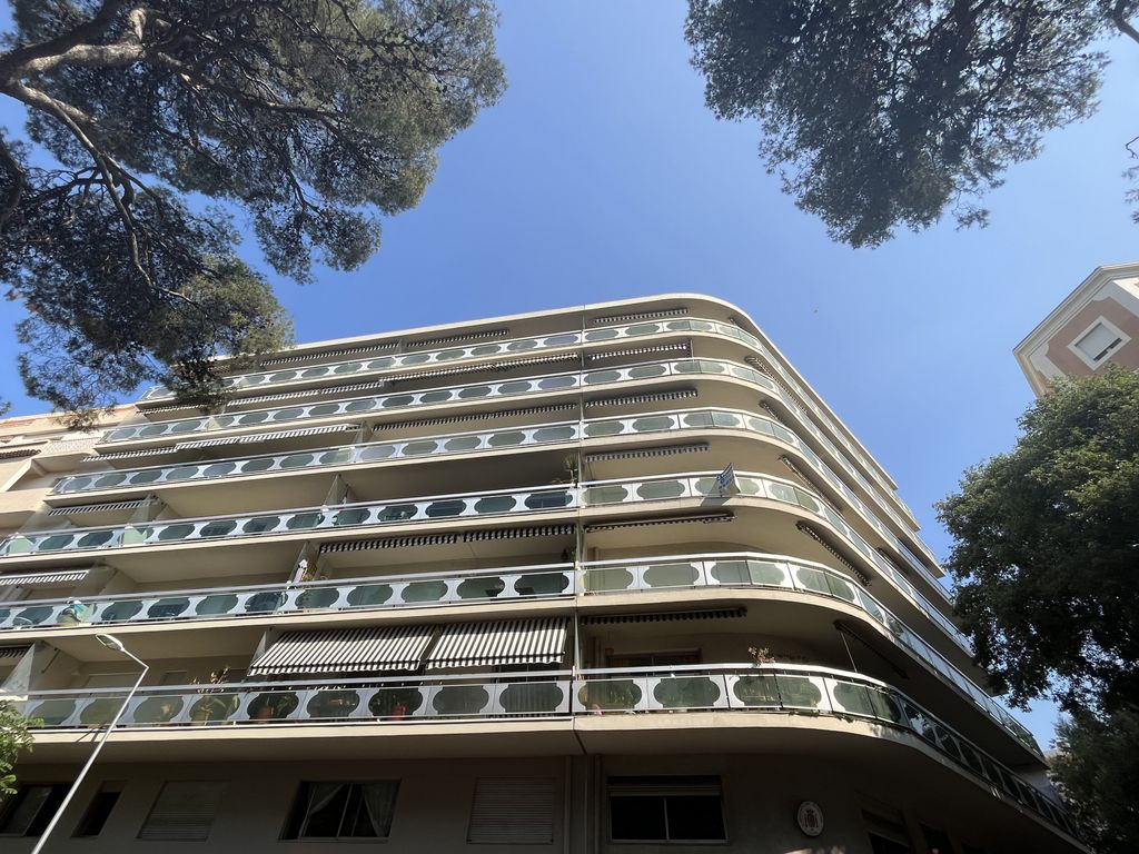 Achat appartement à vendre 4 pièces 104 m² - Toulon