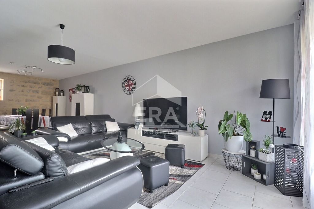 Achat maison à vendre 5 chambres 140 m² - Engenville