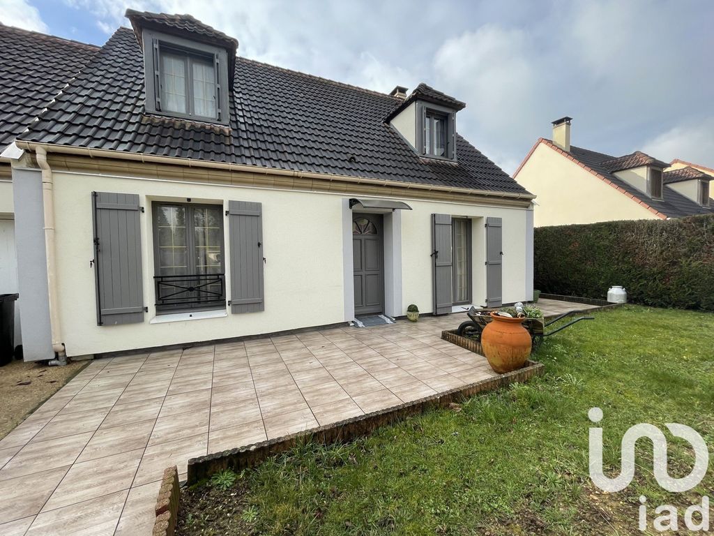 Achat maison à vendre 5 chambres 124 m² - Roissy-en-Brie