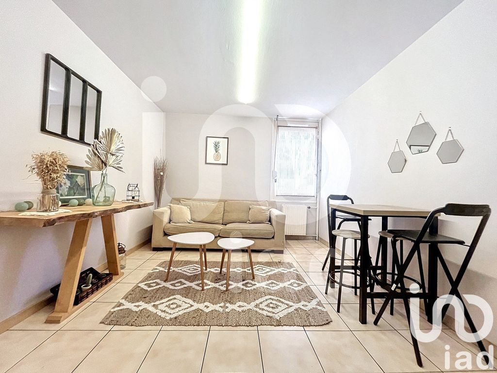 Achat appartement à vendre 2 pièces 53 m² - Roissy-en-Brie