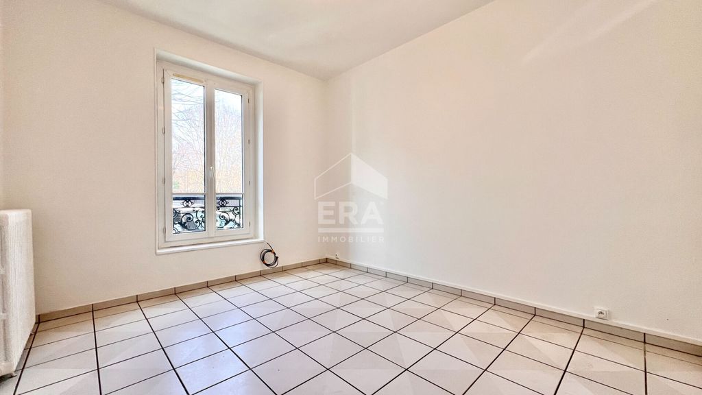 Achat appartement à vendre 3 pièces 47 m² - Corbeil-Essonnes