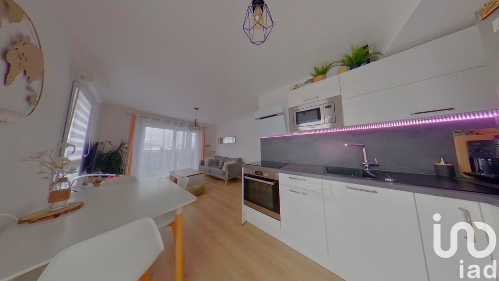 Achat appartement à vendre 2 pièces 40 m² - Moissy-Cramayel