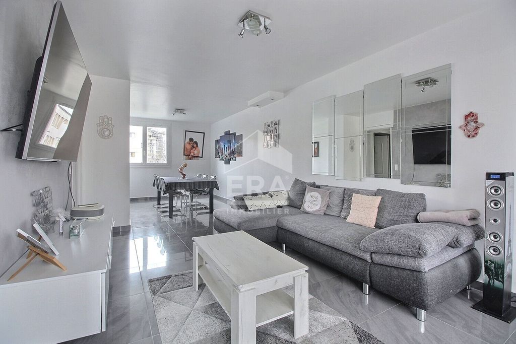Achat appartement à vendre 4 pièces 68 m² - Le Plessis-Robinson