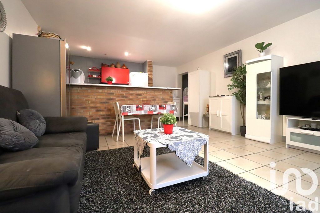 Achat appartement à vendre 3 pièces 64 m² - Clichy-sous-Bois