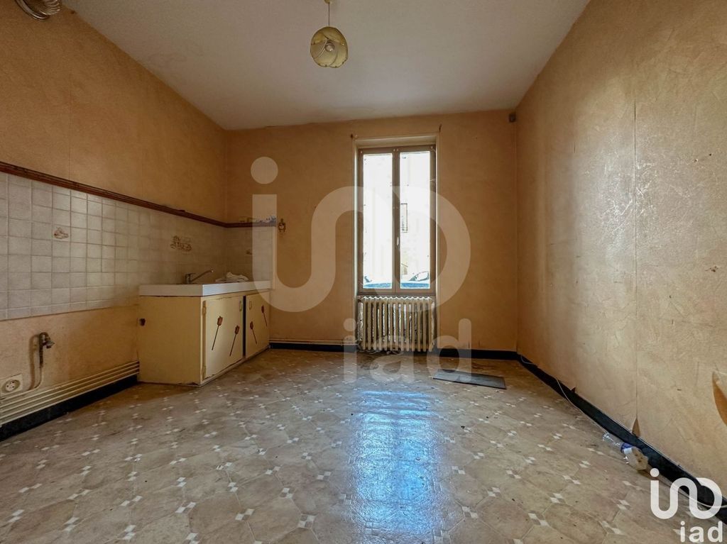 Achat appartement 8 pièce(s) Montluçon