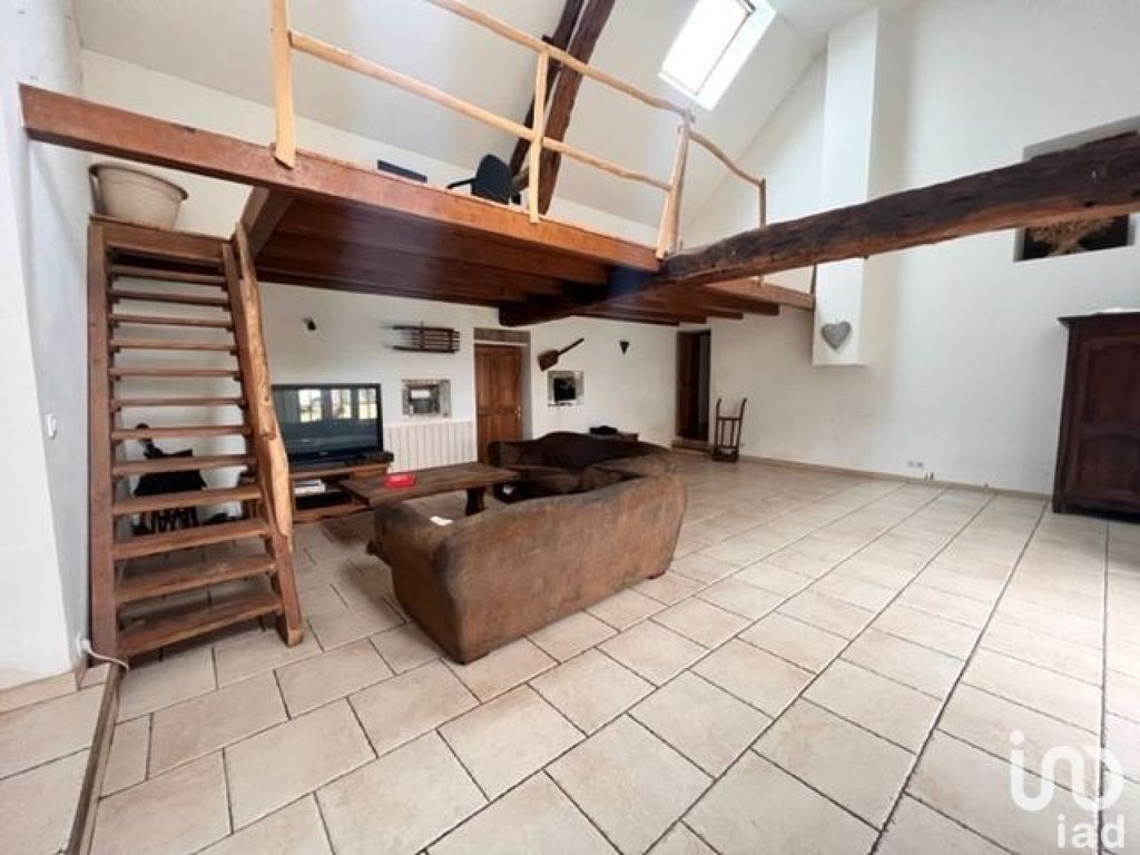 Achat maison à vendre 3 chambres 180 m² - Nohant-Vic