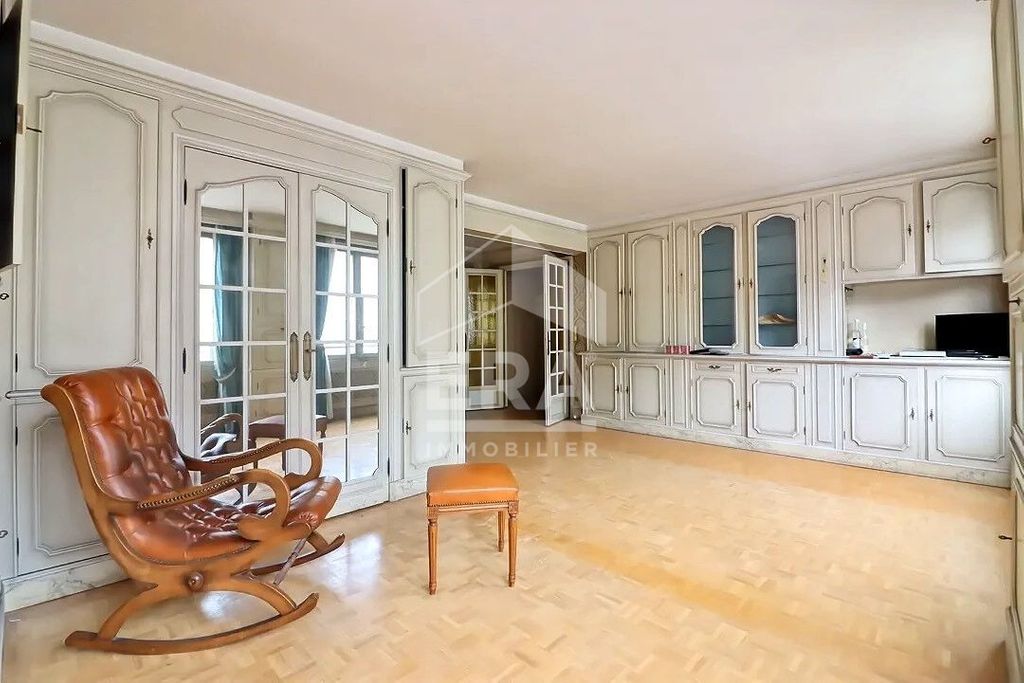 Achat appartement à vendre 3 pièces 70 m² - Paris 20ème arrondissement