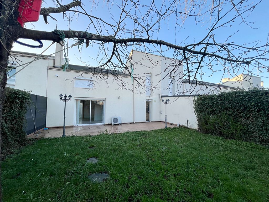 Achat maison à vendre 3 chambres 98 m² - Noisiel