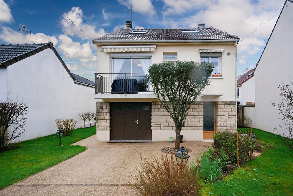 Achat maison à vendre 3 chambres 120 m² - Ozoir-la-Ferrière