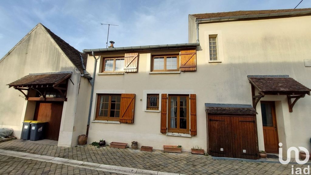 Achat maison à vendre 3 chambres 117 m² - Villeblevin