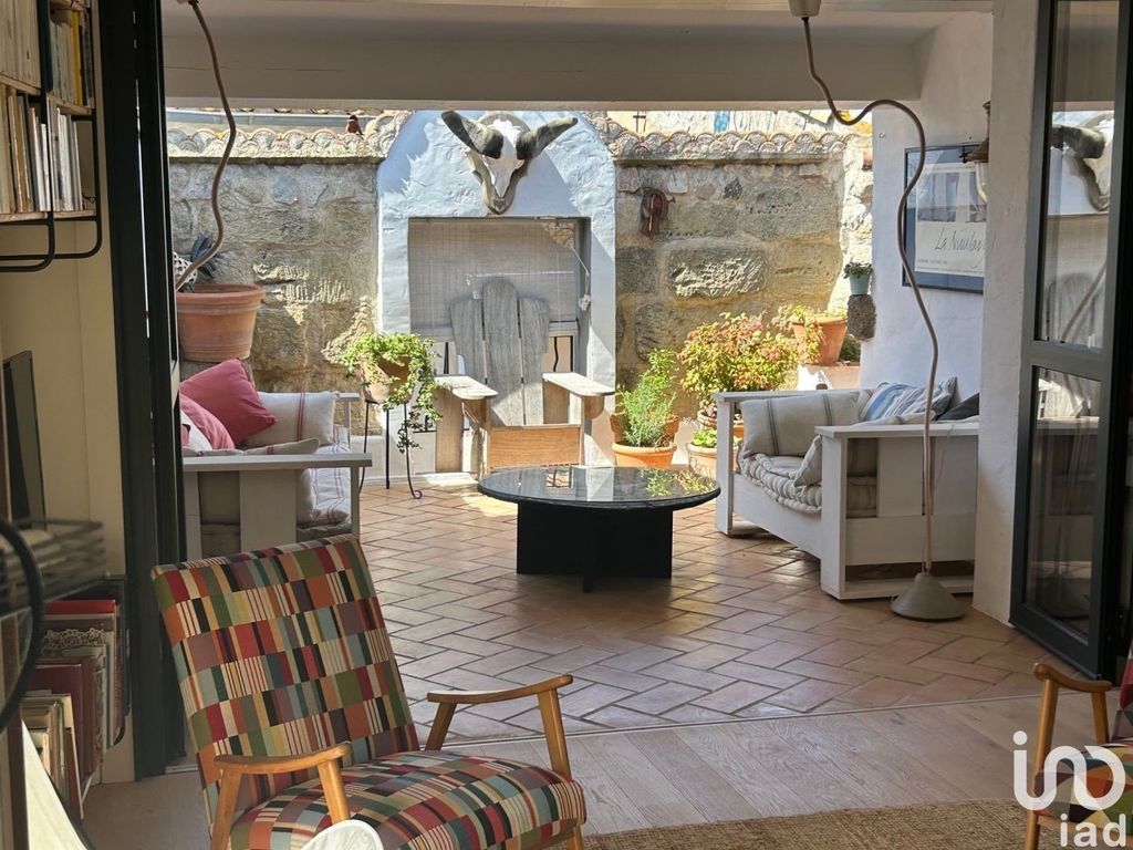 Achat maison à vendre 7 chambres 216 m² - Marseillan