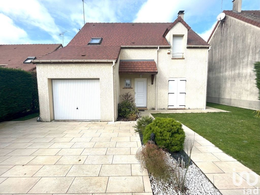 Achat maison à vendre 3 chambres 106 m² - Le Perray-en-Yvelines