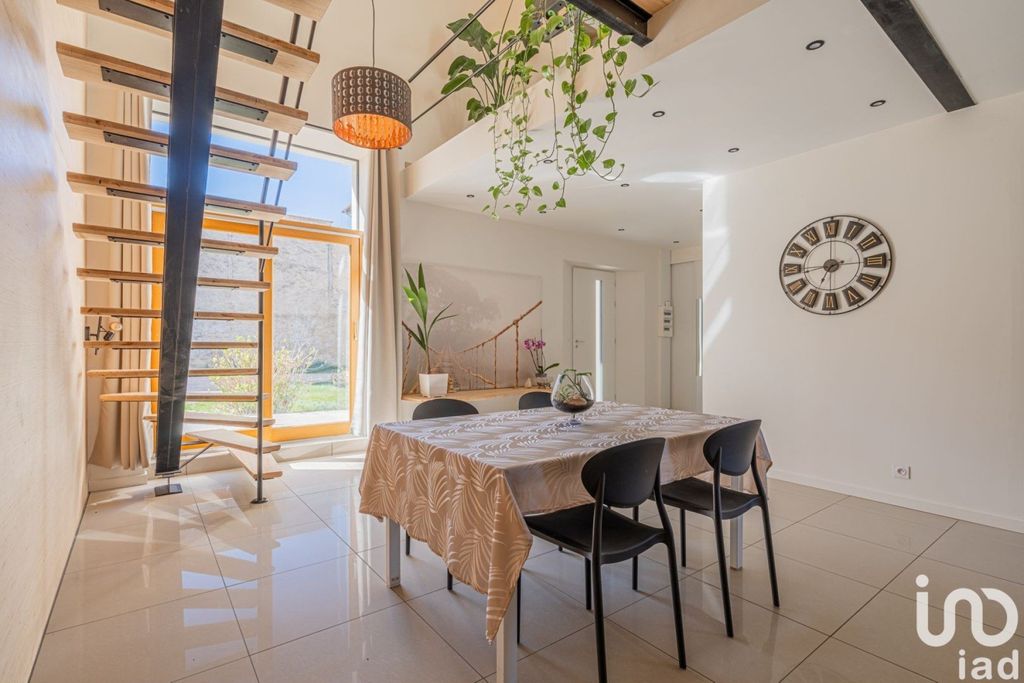 Achat maison à vendre 3 chambres 130 m² - Coublevie