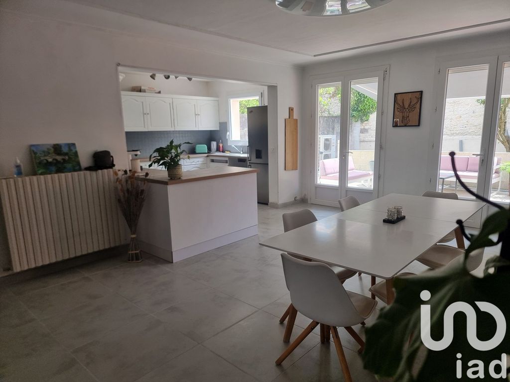 Achat maison à vendre 3 chambres 144 m² - Salignac-sur-Charente