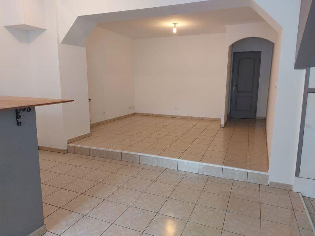 Achat appartement à vendre 3 pièces 71 m² - Jardin