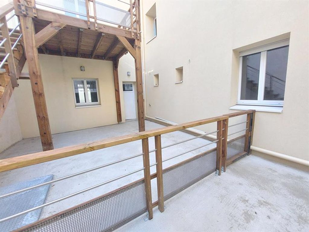 Achat appartement à vendre 3 pièces 82 m² - Le Péage-de-Roussillon