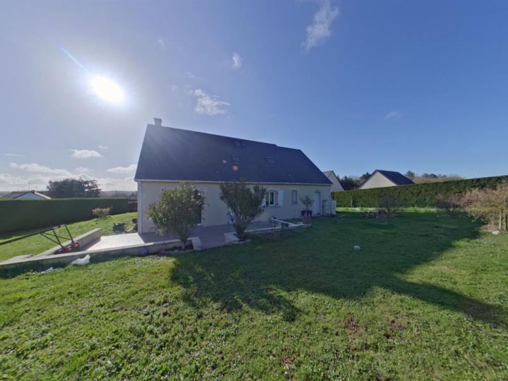 Achat maison à vendre 4 chambres 158 m² - Beaulieu-lès-Loches