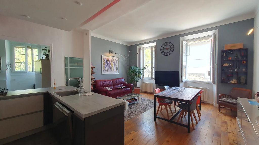Achat appartement à vendre 3 pièces 62 m² - Cannes