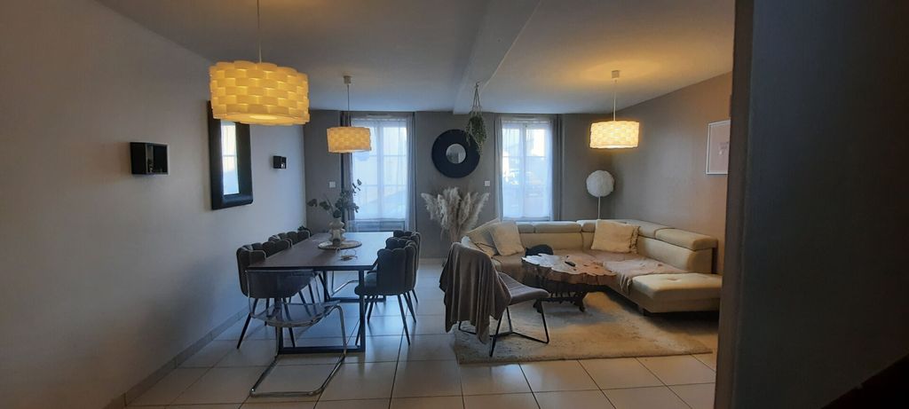 Achat maison à vendre 4 chambres 98 m² - Le May-sur-Èvre